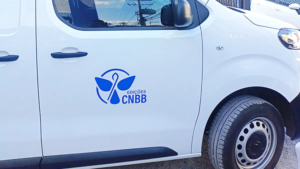Adesivo automotivo · CNBB